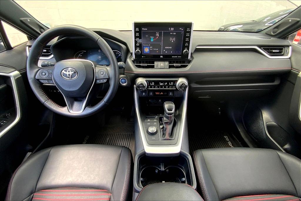 Thumbnail: 2022 Toyota RAV4 - 10