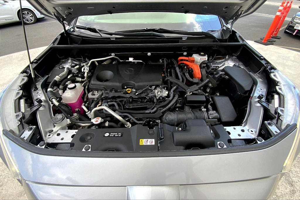 Thumbnail: 2022 Toyota RAV4 - 9