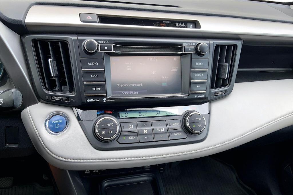 Thumbnail: 2017 Toyota RAV4 - 34