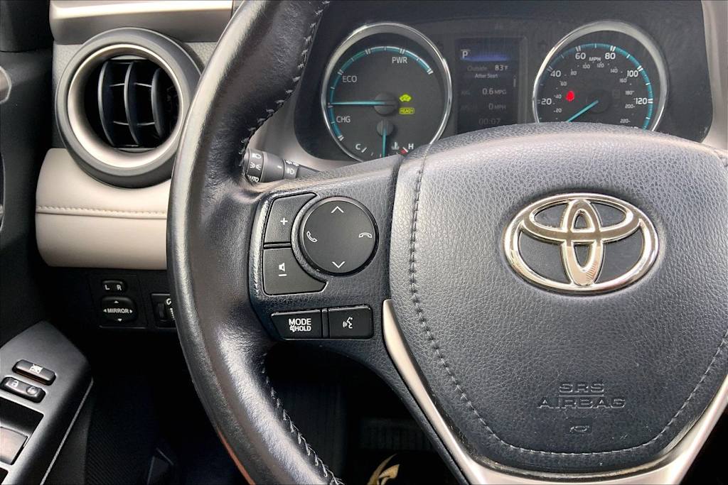 Thumbnail: 2017 Toyota RAV4 - 25