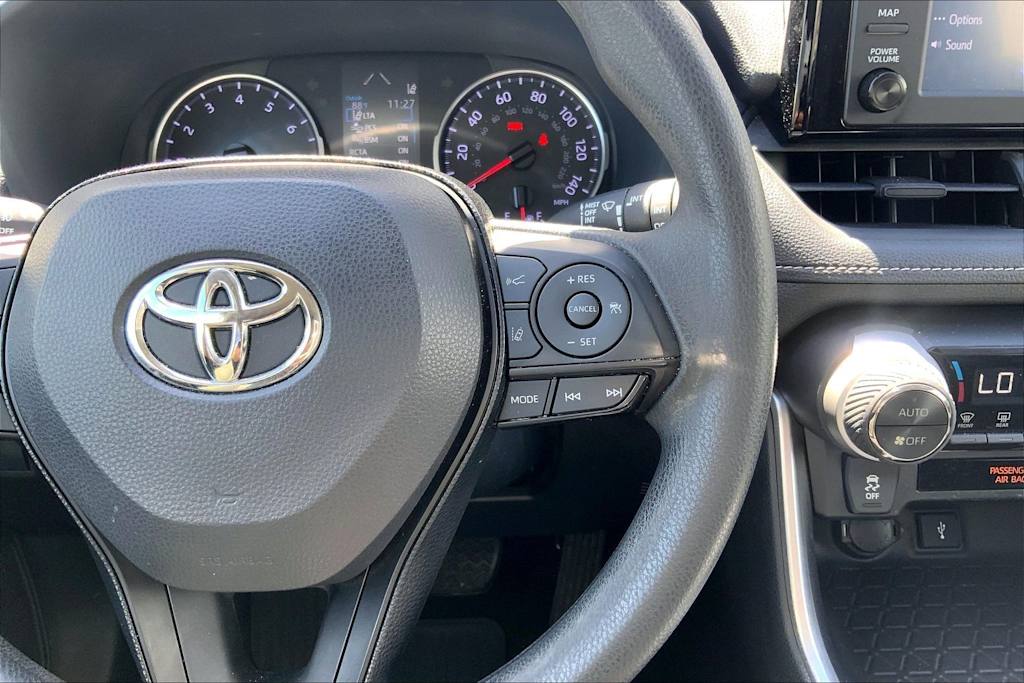 Thumbnail: 2020 Toyota RAV4 - 26