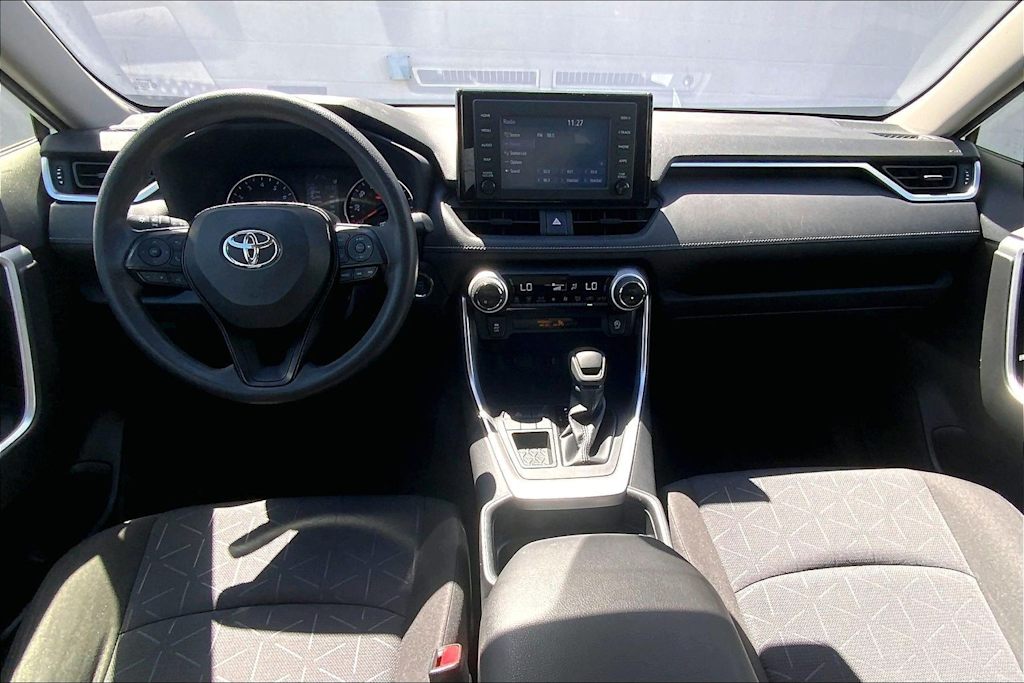 Thumbnail: 2020 Toyota RAV4 - 10