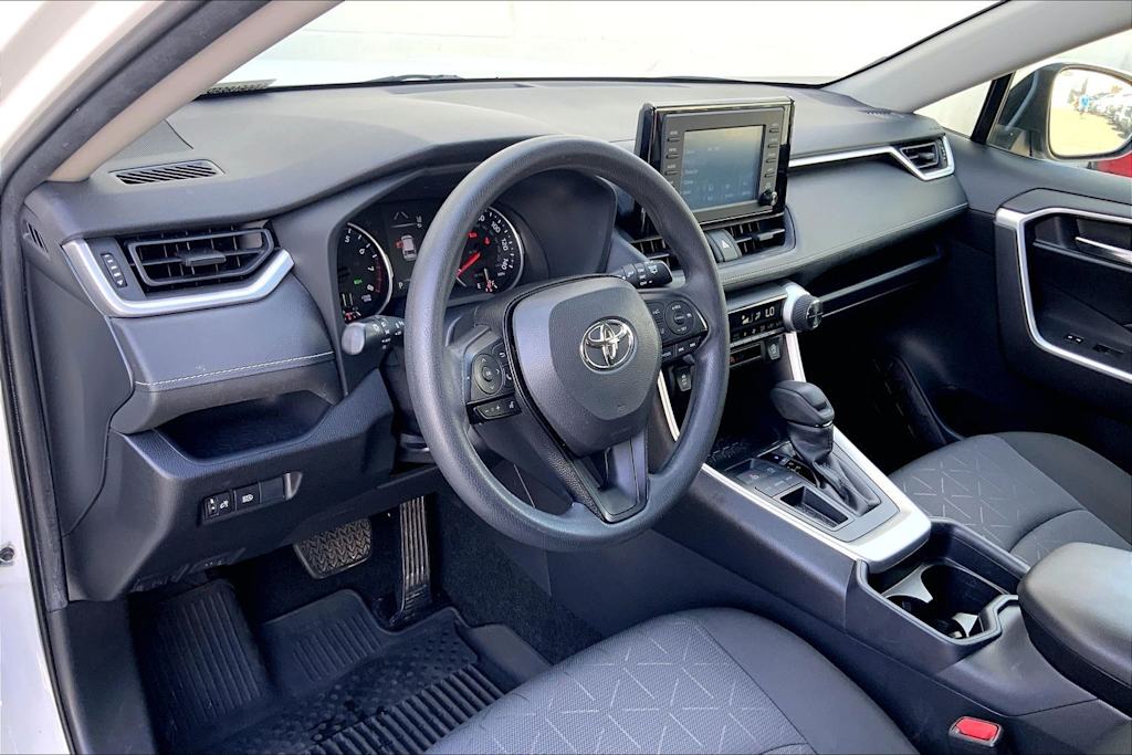 Thumbnail: 2020 Toyota RAV4 - 2