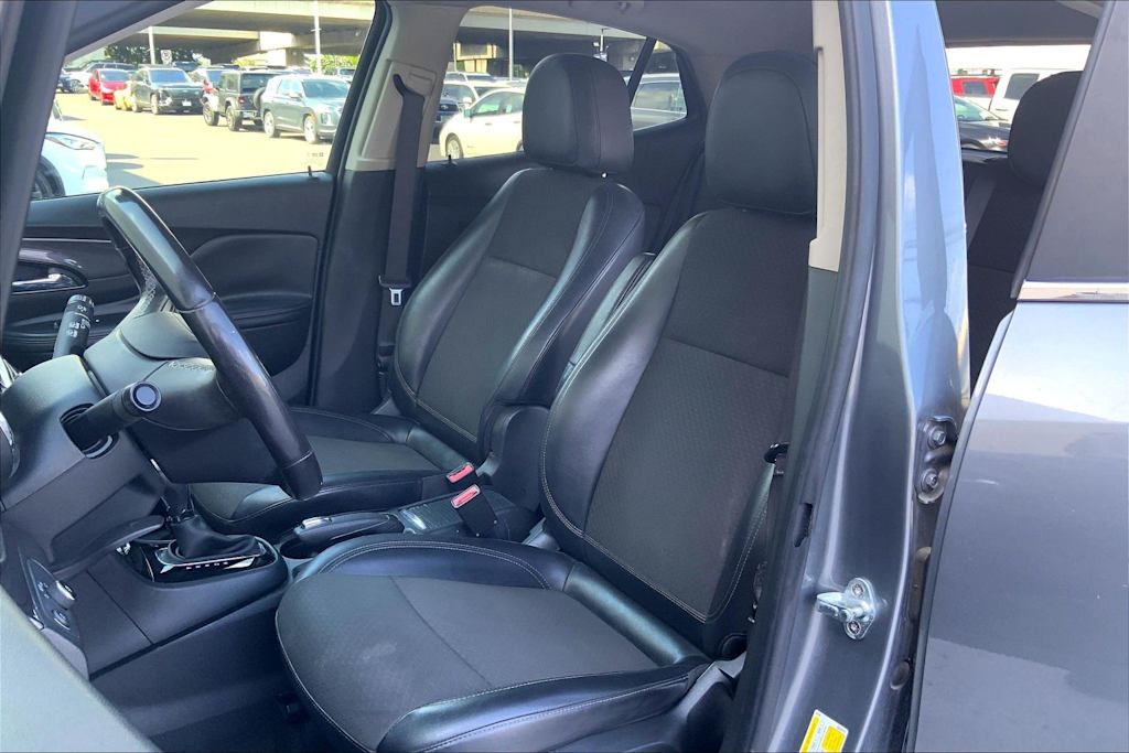 Thumbnail: 2020 Buick Encore - 11