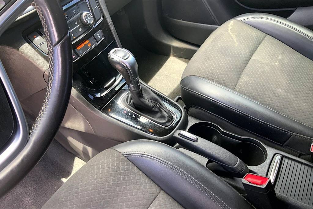 Thumbnail: 2021 Buick Encore - 17