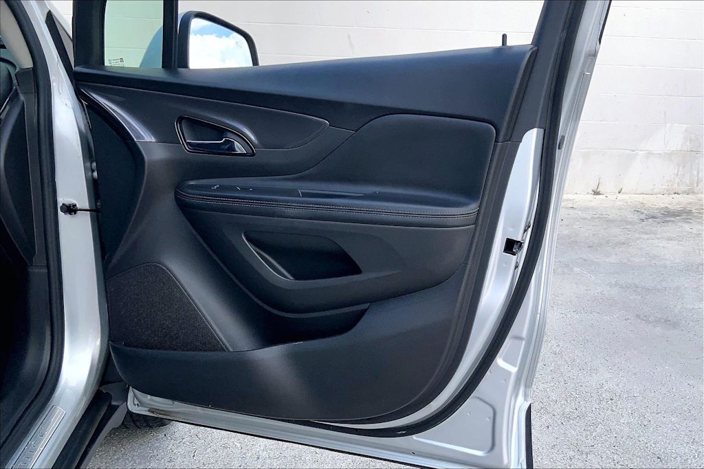 Thumbnail: 2022 Buick Encore - 28