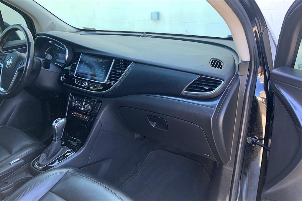 Thumbnail: 2019 Buick Encore - 25