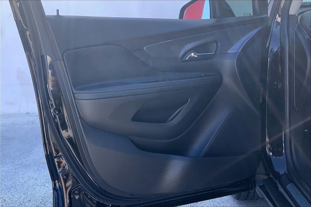 Thumbnail: 2019 Buick Encore - 28