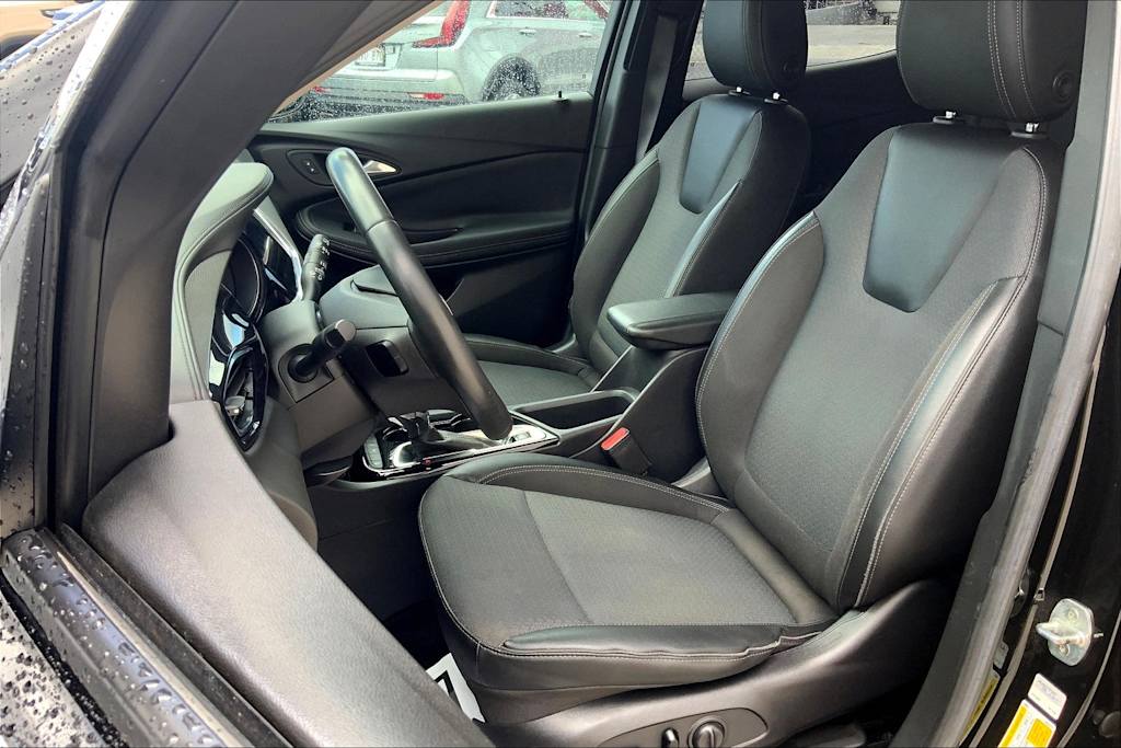 Thumbnail: 2022 Buick Encore GX - 11