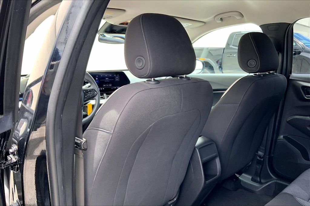 Thumbnail: 2024 Chevrolet Trax - 12