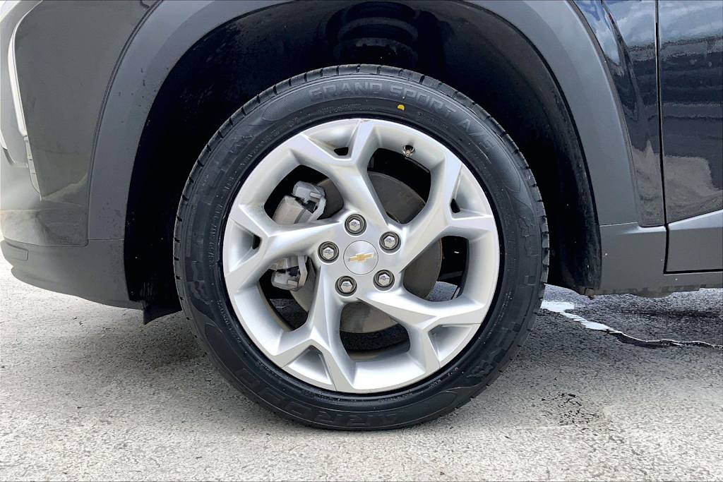 Thumbnail: 2024 Chevrolet Trax - 8
