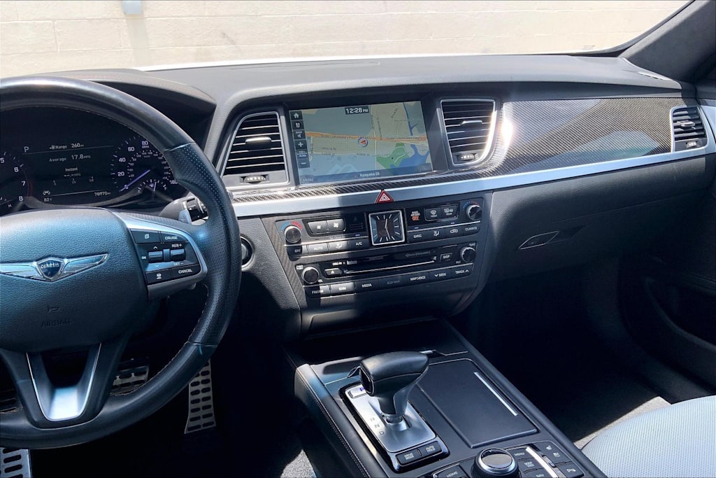 Thumbnail: 2018 Genesis G80 - 15