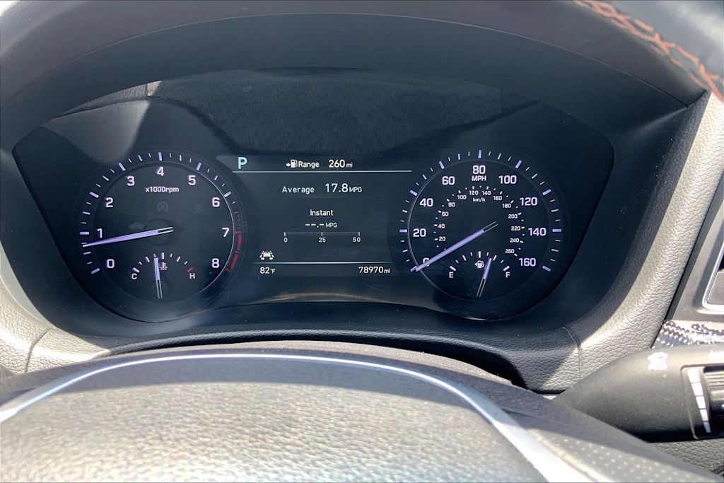 Thumbnail: 2018 Genesis G80 - 17