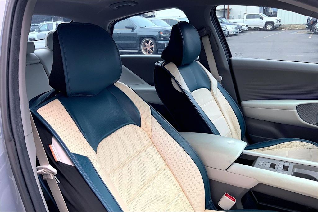 Thumbnail: 2023 Hyundai Ioniq 6 - 11