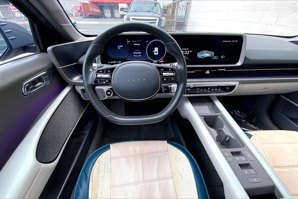 Thumbnail: 2023 Hyundai Ioniq 6 - 13