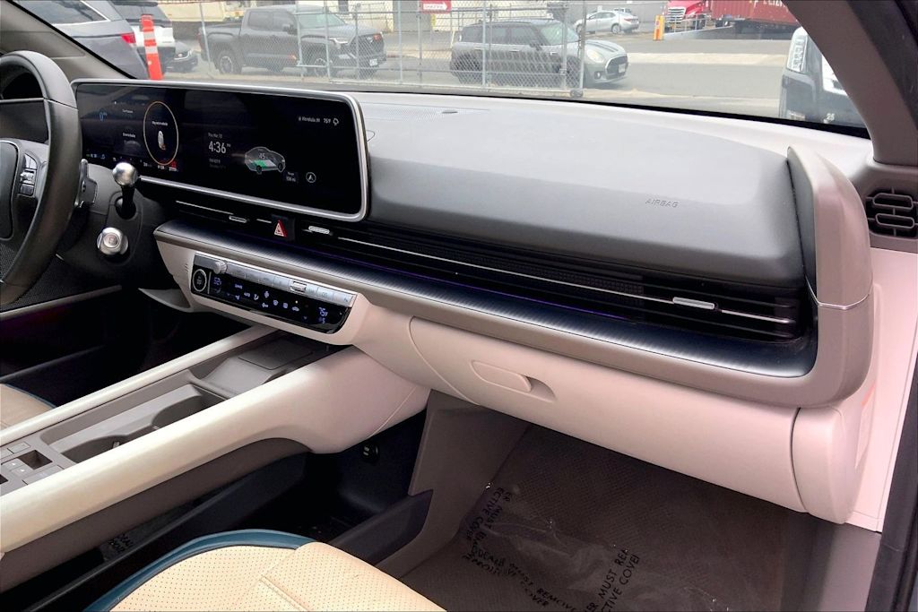 Thumbnail: 2023 Hyundai Ioniq 6 - 14