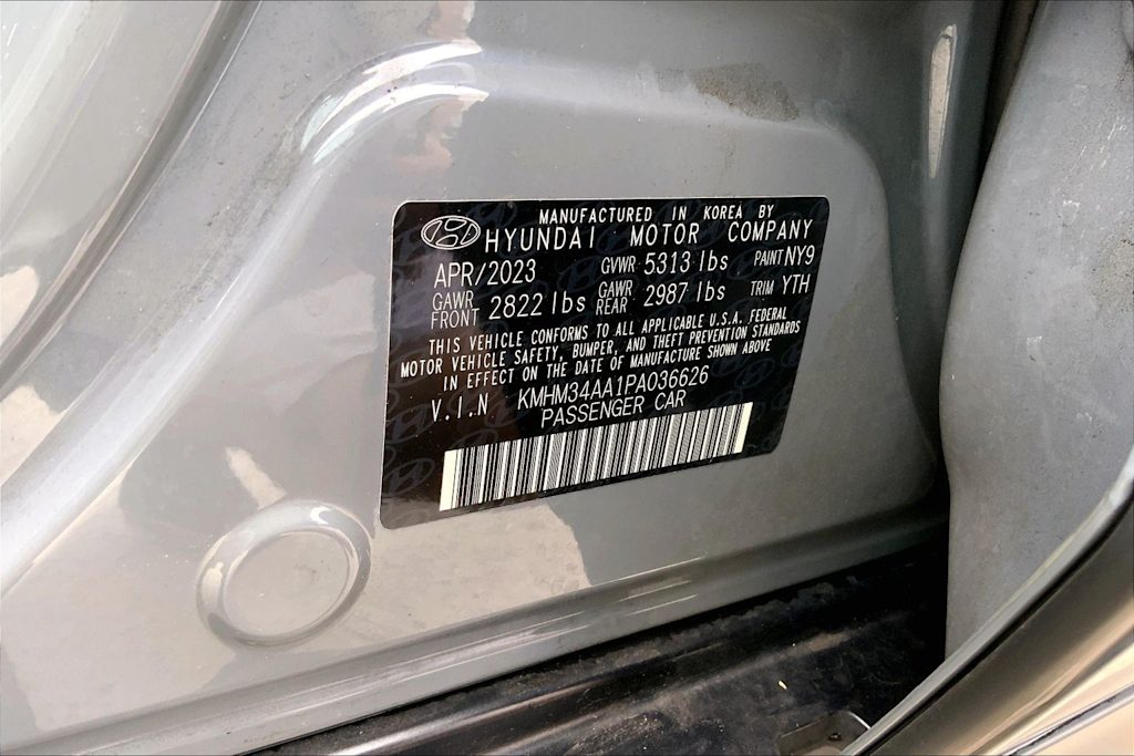 Thumbnail: 2023 Hyundai Ioniq 6 - 18