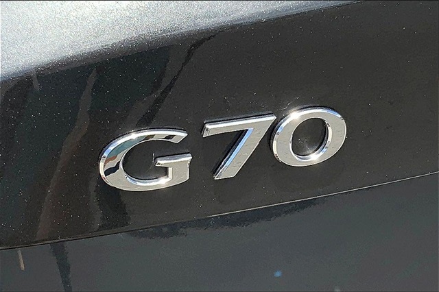 2021 Genesis G70 Prestige 7