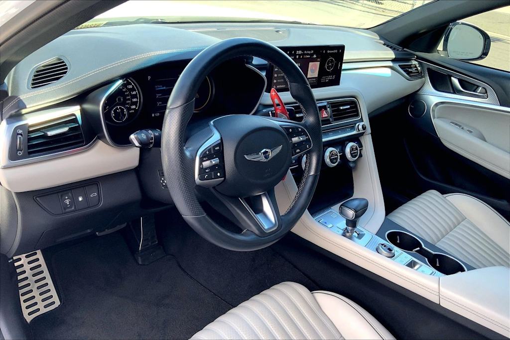 Thumbnail: 2022 Genesis G70 - 2