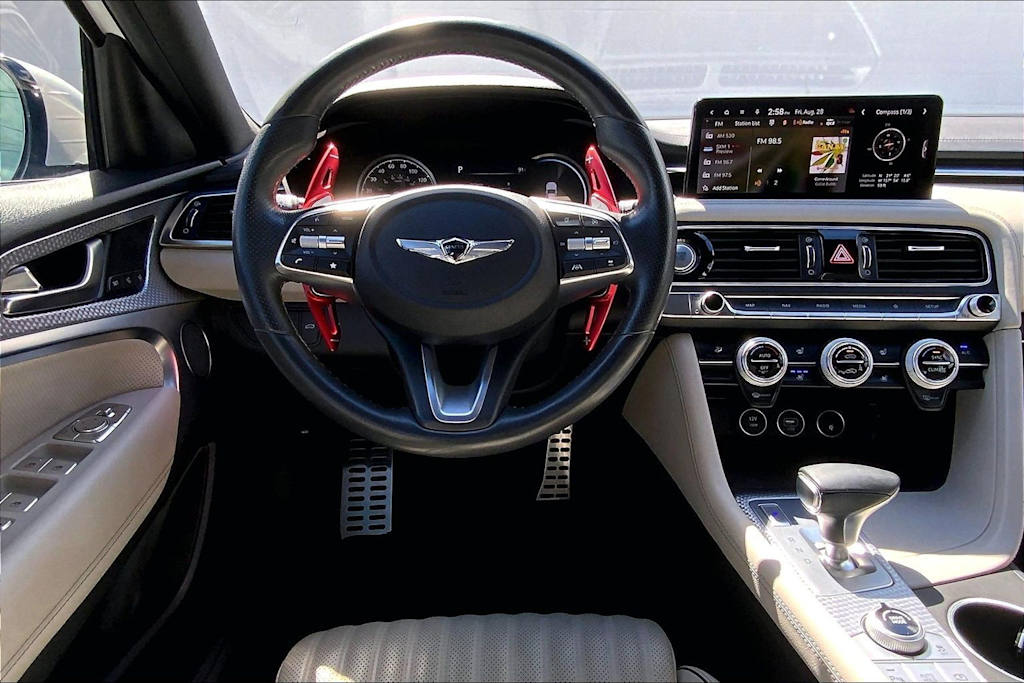 Thumbnail: 2022 Genesis G70 - 12