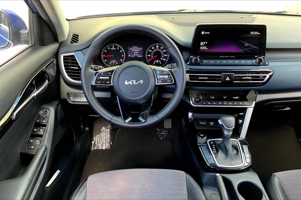 Thumbnail: 2022 Kia Seltos - 14