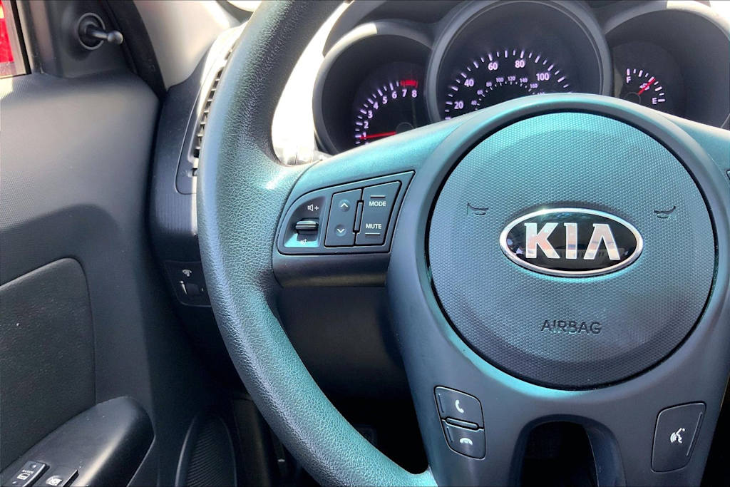 Thumbnail: 2013 Kia Soul - 26