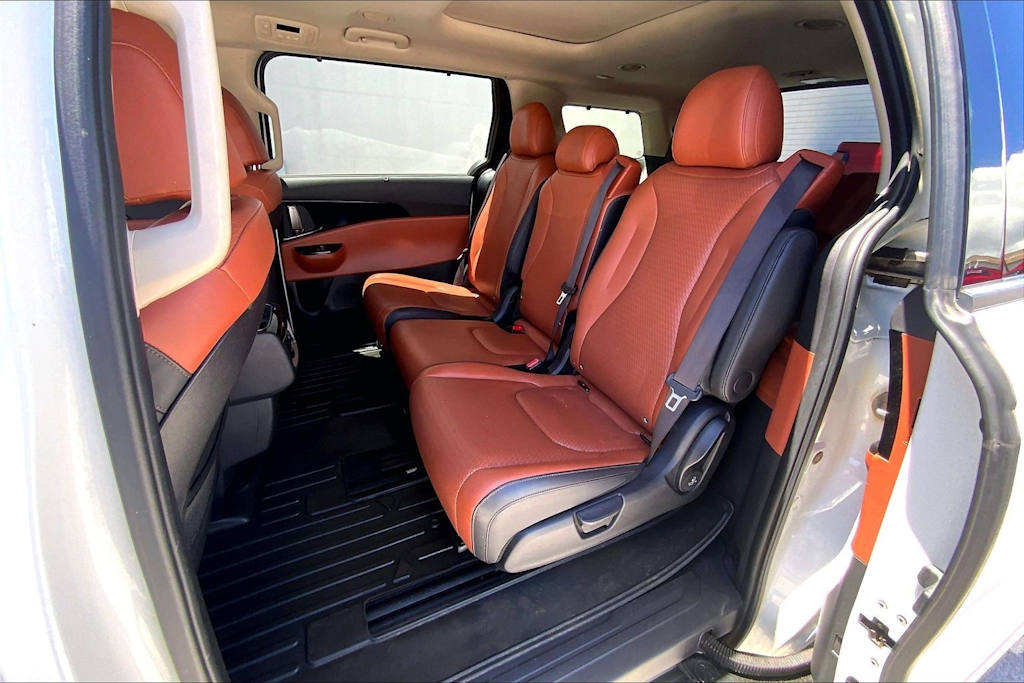 Thumbnail: 2024 Kia Carnival - 13