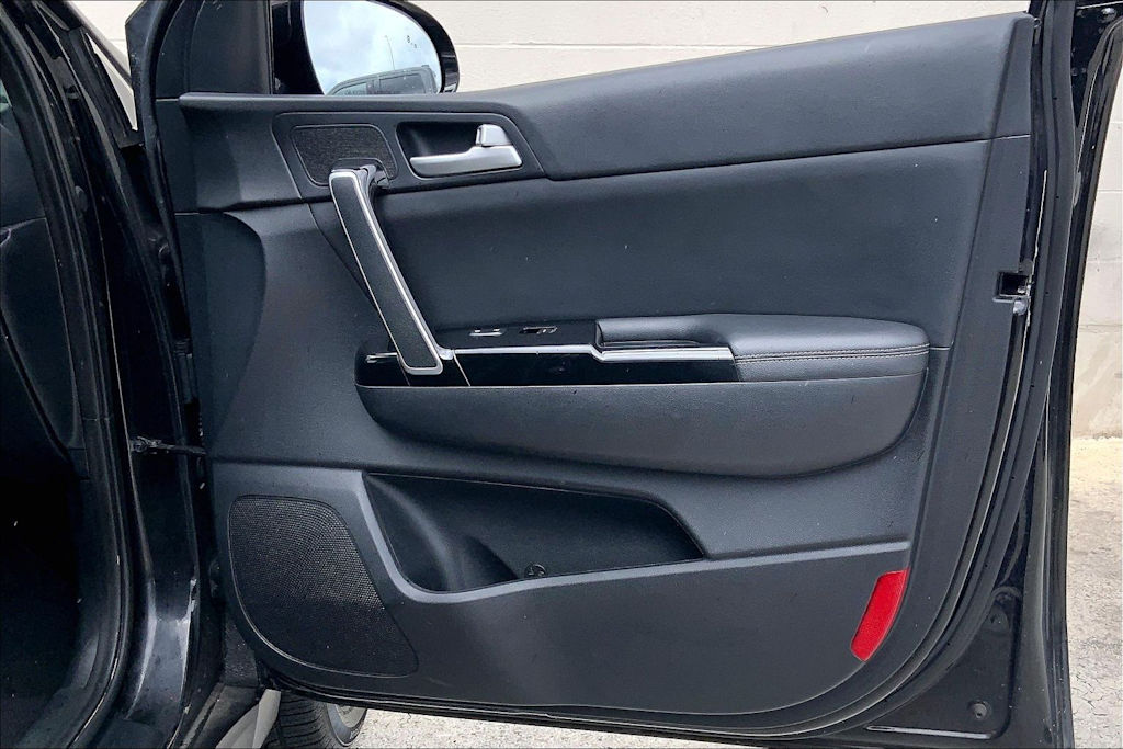 Thumbnail: 2019 Kia Sportage - 28