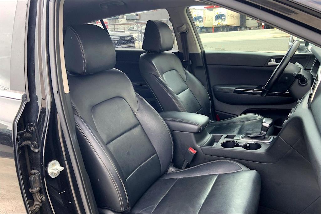 Thumbnail: 2019 Kia Sportage - 12