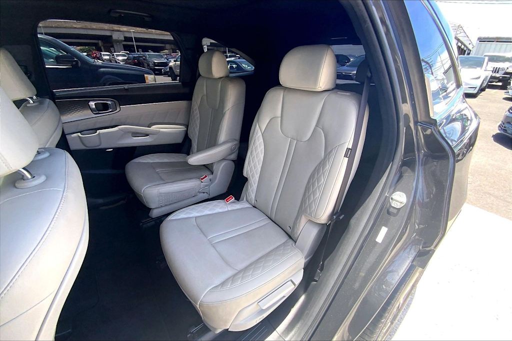 Thumbnail: 2025 Kia Sorento - 30