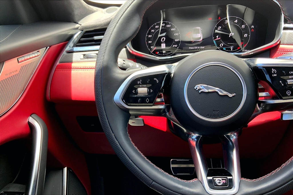 Thumbnail: 2023 Jaguar F-Pace - 26