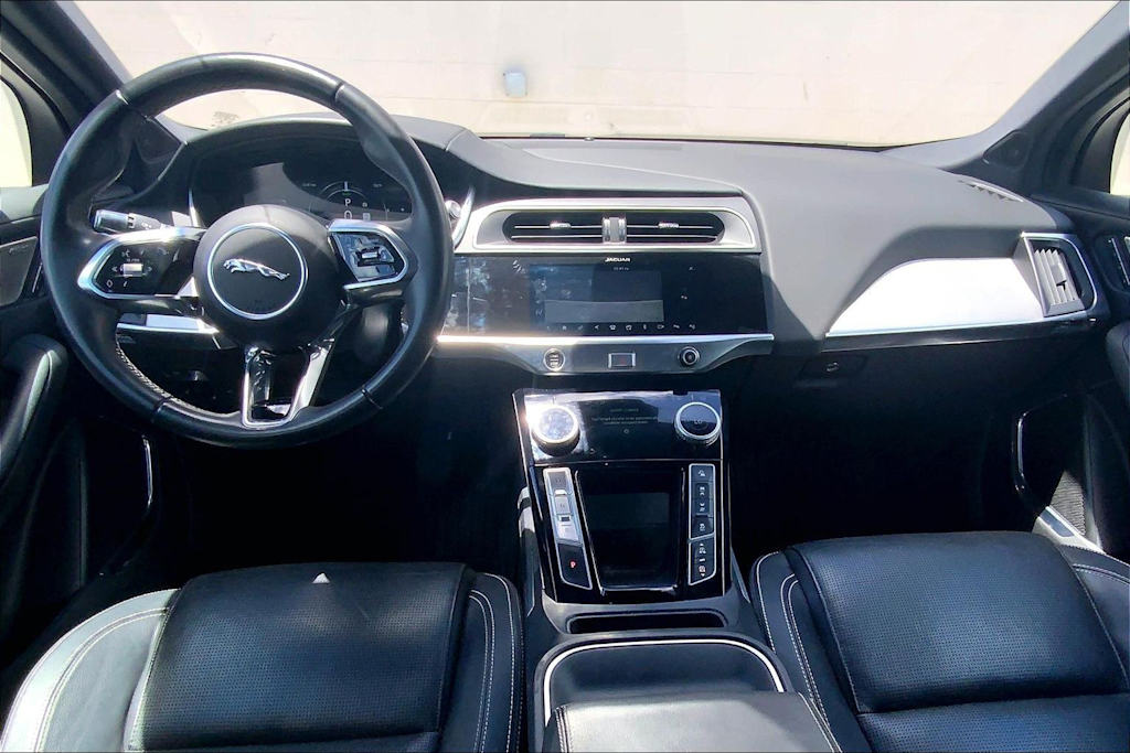 Thumbnail: 2020 Jaguar I-Pace - 10