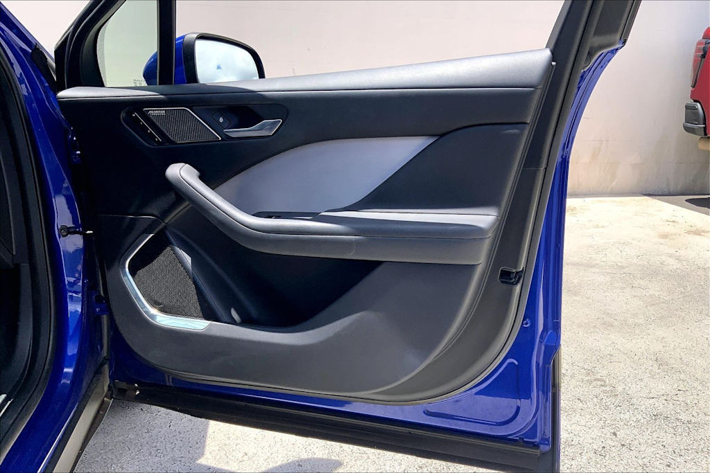 Thumbnail: 2020 Jaguar I-Pace - 28