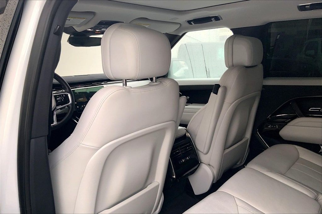 Thumbnail: 2023 Land Rover Range Rover Sport - 13