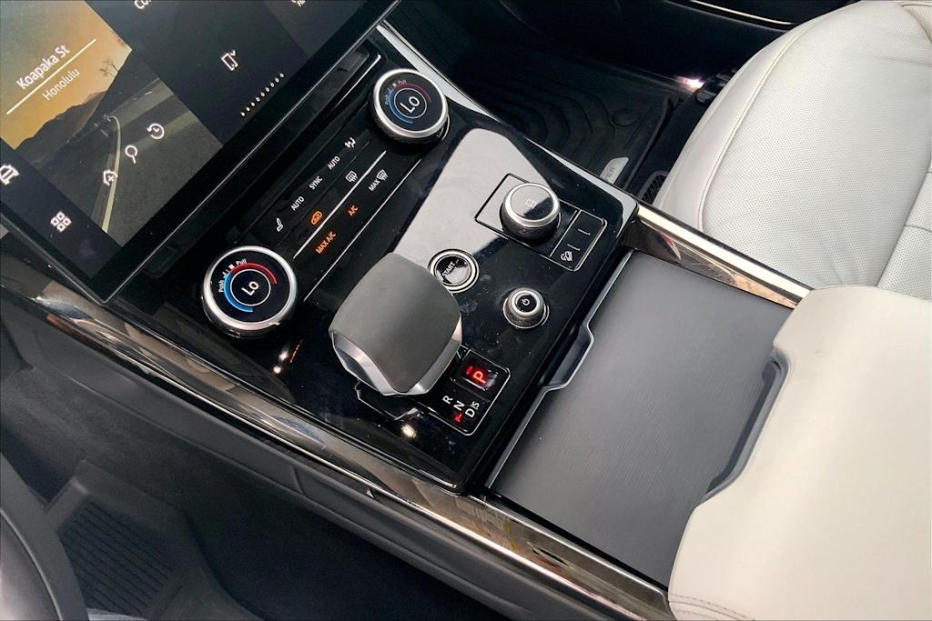 Thumbnail: 2023 Land Rover Range Rover Sport - 17