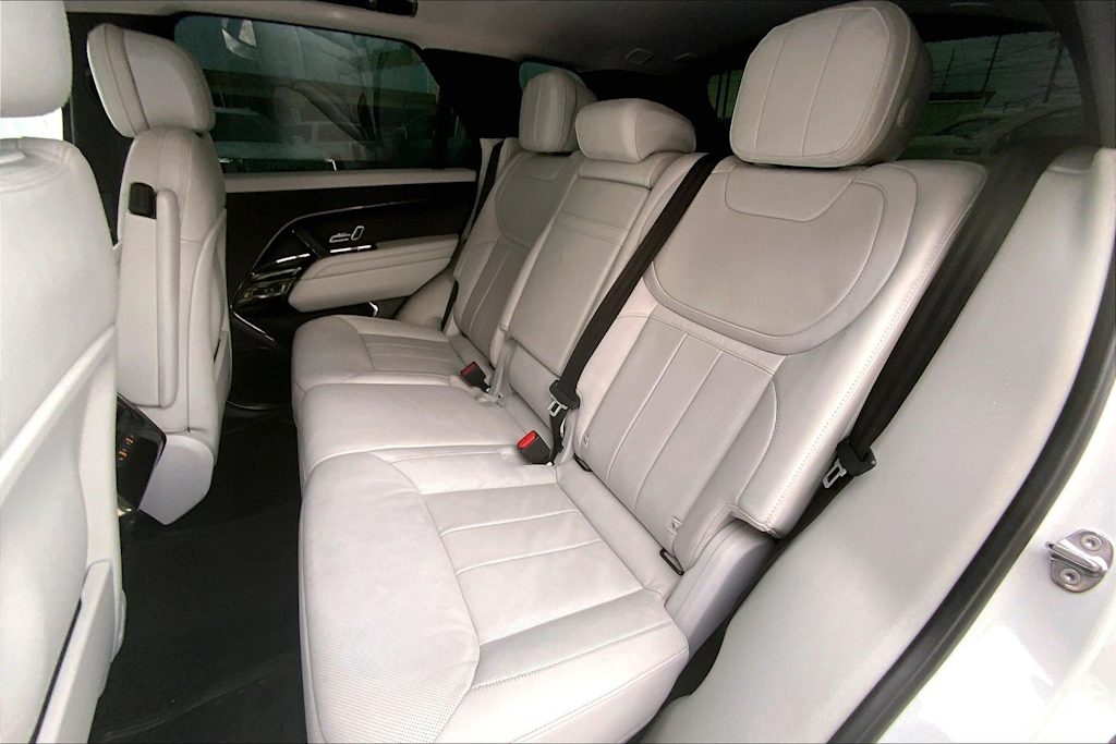 Thumbnail: 2023 Land Rover Range Rover Sport - 27