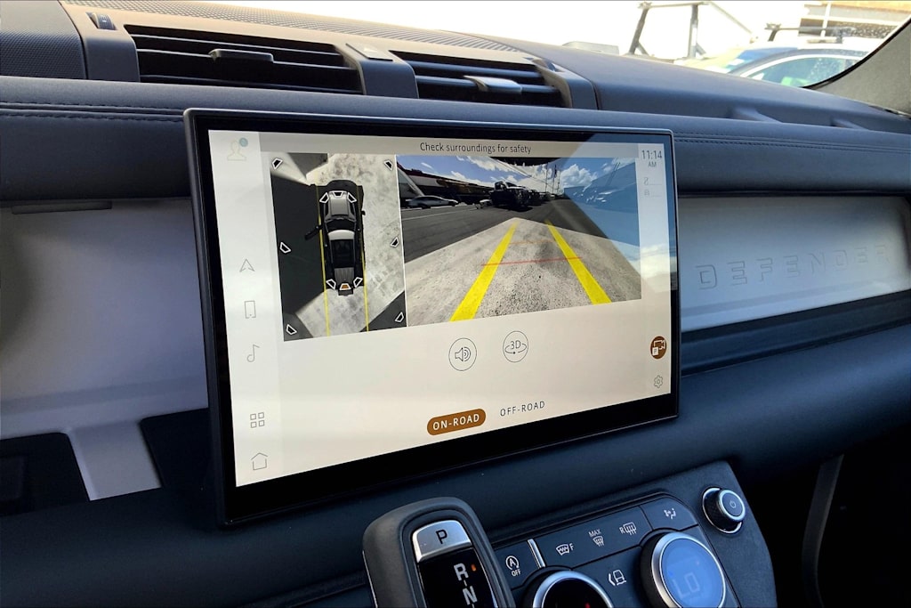 Thumbnail: 2025 Land Rover Defender - 26