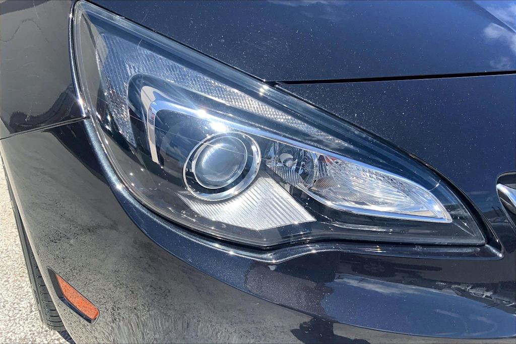 Thumbnail: 2016 Buick Cascada - 30