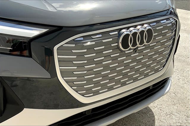 2024 Audi Q4 e-tron Premium Plus 33