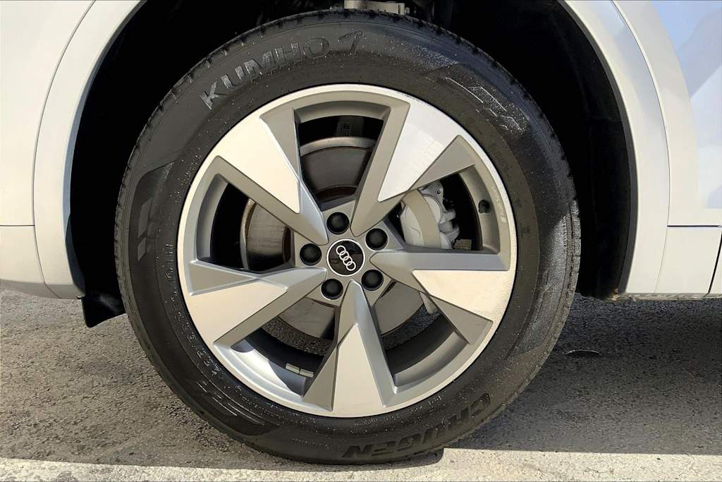 Thumbnail: 2022 Audi Q5 - 8