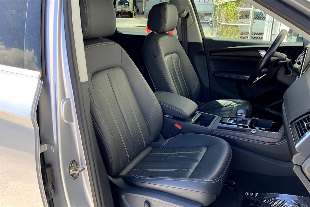 Thumbnail: 2022 Audi Q5 - 12