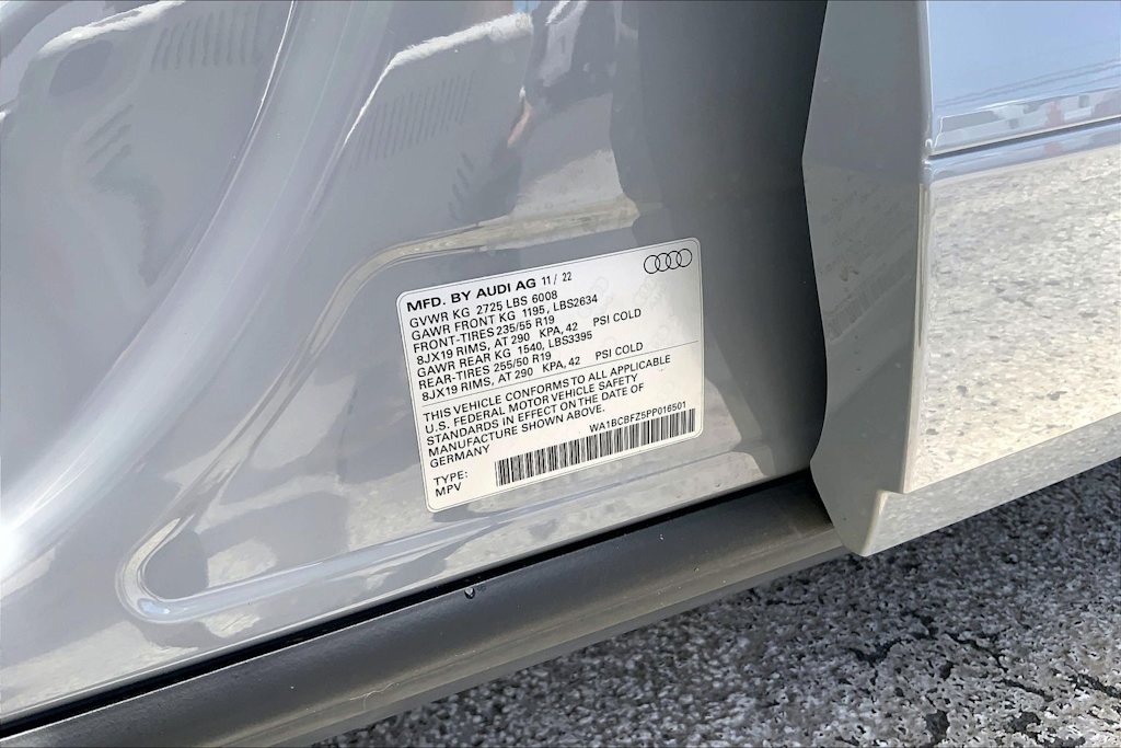 Thumbnail: 2023 Audi Q4 e-tron - 20