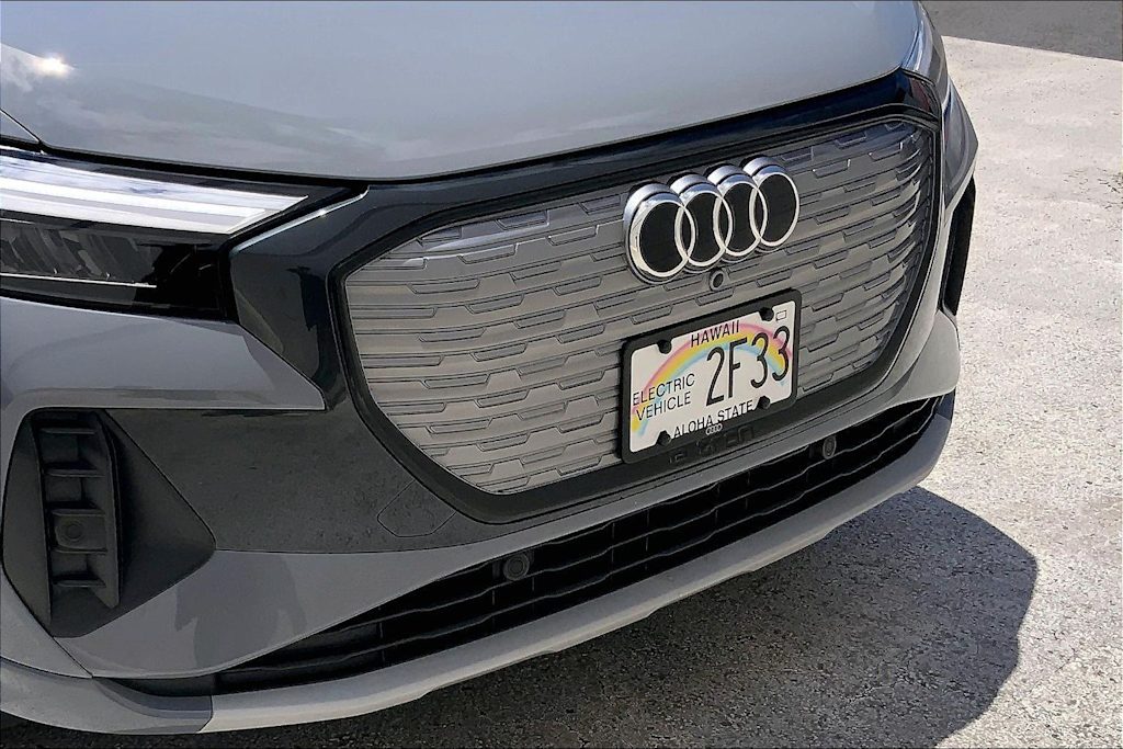 Thumbnail: 2023 Audi Q4 e-tron - 33