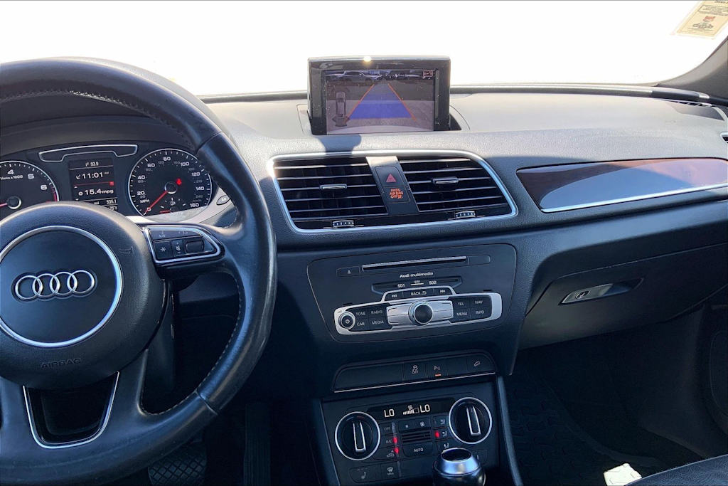 Thumbnail: 2016 Audi Q3 - 15
