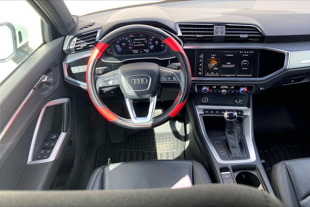 Thumbnail: 2023 Audi Q3 - 14