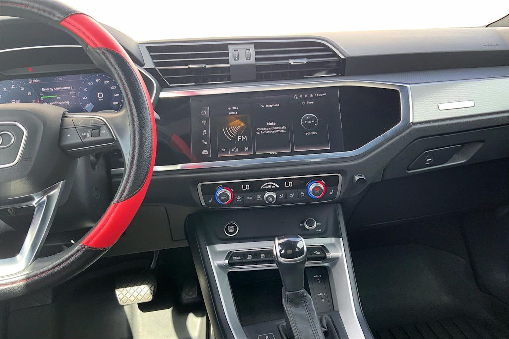 Thumbnail: 2023 Audi Q3 - 16