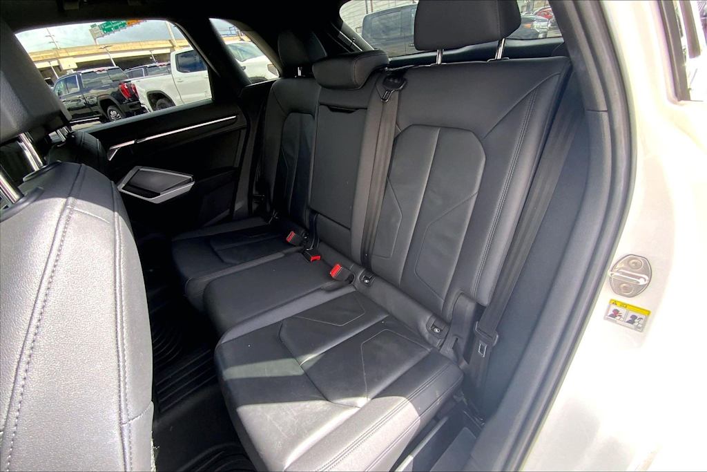 Thumbnail: 2023 Audi Q3 - 29