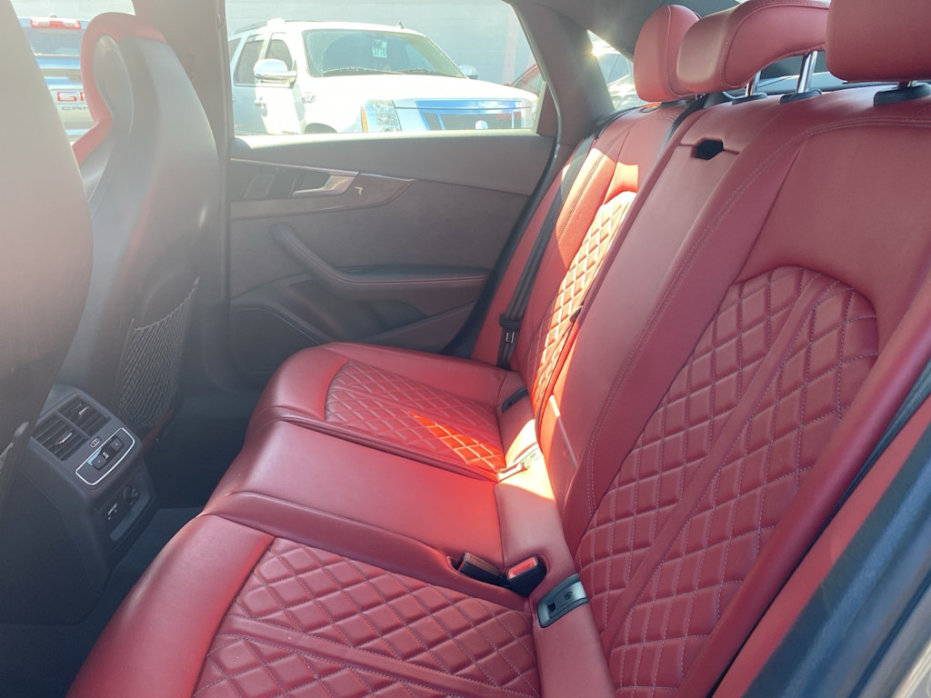 Thumbnail: 2023 Audi S4 - 8