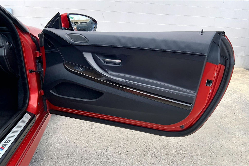 Thumbnail: 2013 BMW M6 - 28