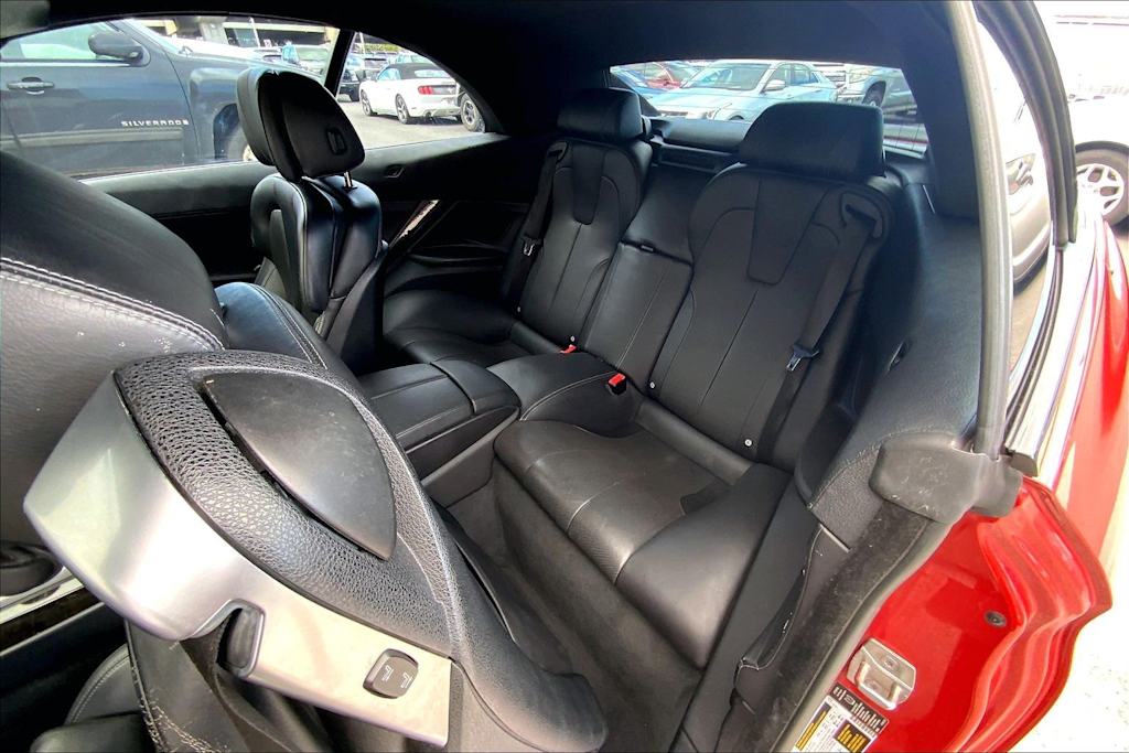 Thumbnail: 2013 BMW M6 - 13